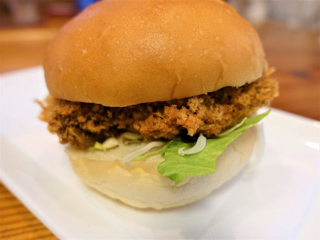 南房総 和田町の郷土料理屋 ぴーまん はクジラ料理好きの聖地 耳ヨリくじら情報 くじらタウン